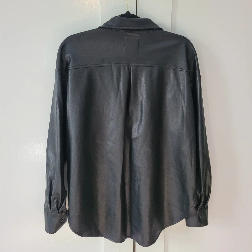 Juicy by Juicy Couture Large Faux Leather‎ Shacket Black Button Front Jacket